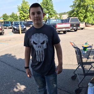 Meet your Posher, Ethan